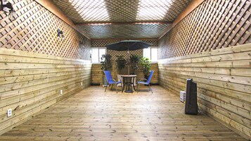 Habitación Deluxe doble, baño privado, en la zona del jardín | Interior