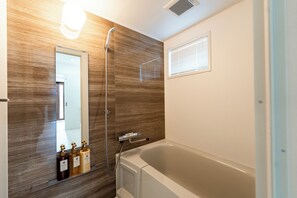 Basic House | Bathroom - Villa Nuunu (Miyakojima)