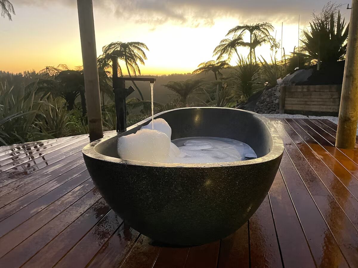 Bain à remous extérieur