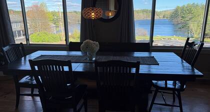Family Retreat in Wolfeboro: 5BR/3BA, Lake Views