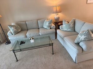 Smart TV, books - Siesta Key Direct Bay view 2-bedroom condo (Siesta Key)