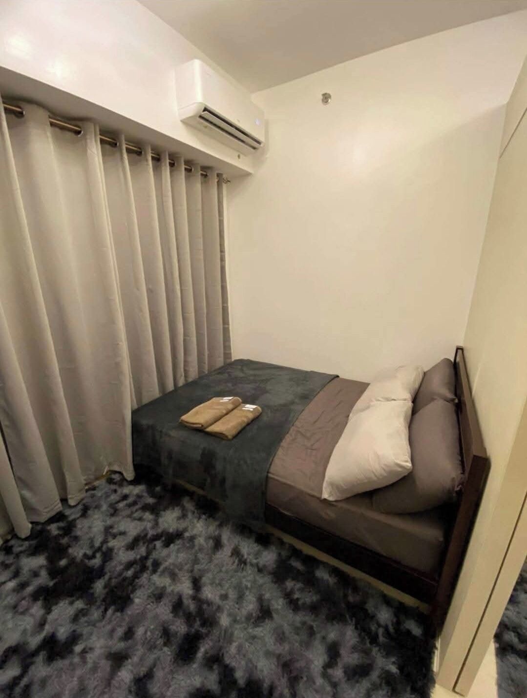 Basic Apartment, Balcony, City View | Desk, laptop workspace, free WiFi