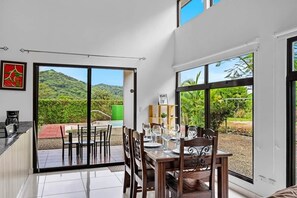Dining - Family Vacation Rental in Guanacaste, Costa Rica (Veintisiete de Abril, Guanacaste)