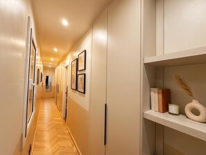 Interior - Rustic Apartment steps away from Sagrada Família - restaurants, transport nearby (Barcelona)