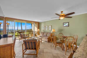 TV - Enjoy The Maui Breeze And Sweeping Ocean Views (LEI 305) (Kihei)