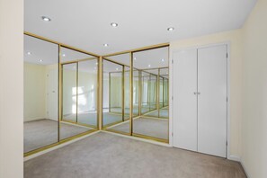 Exterior - Randall Farm  (Longfield)