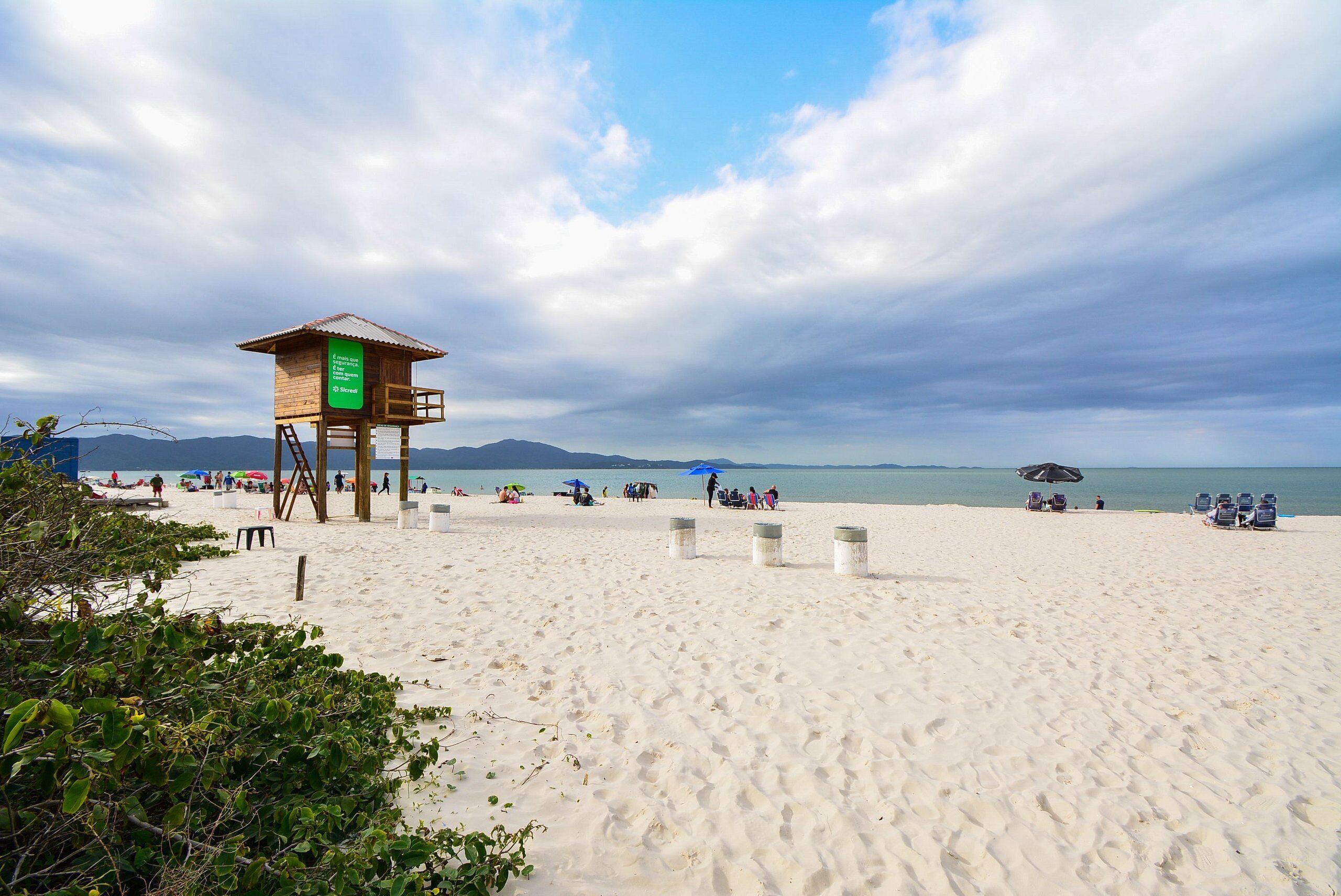 Apartamento | Praia | Na praia, areia branca, 5 bares na praia 