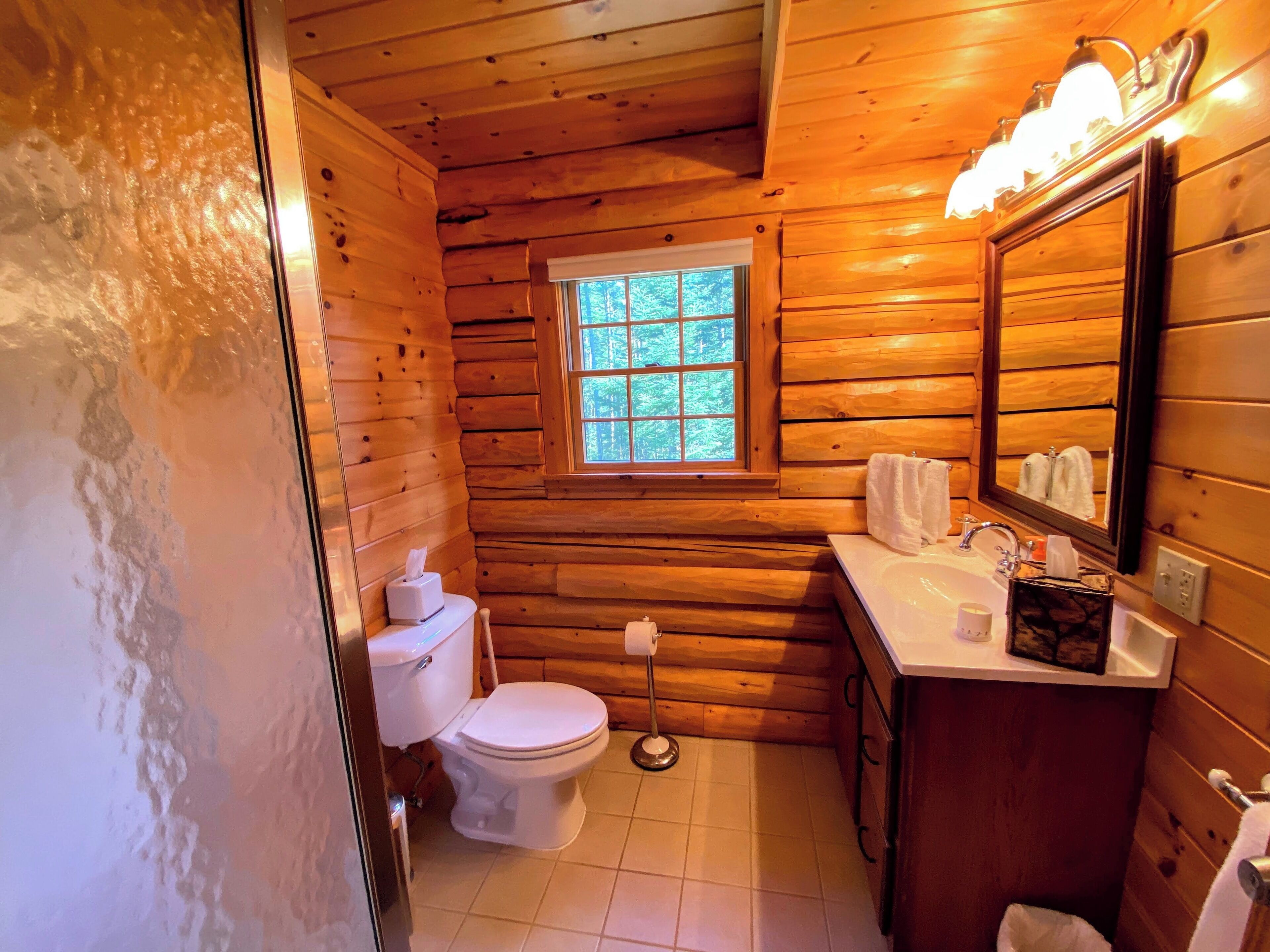 Chalet (3 Bedrooms) | Bathroom | Towels