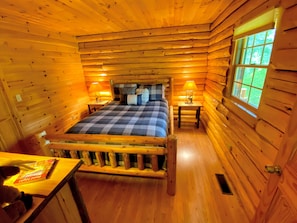 Chalet (3 Bedrooms) | Interior
