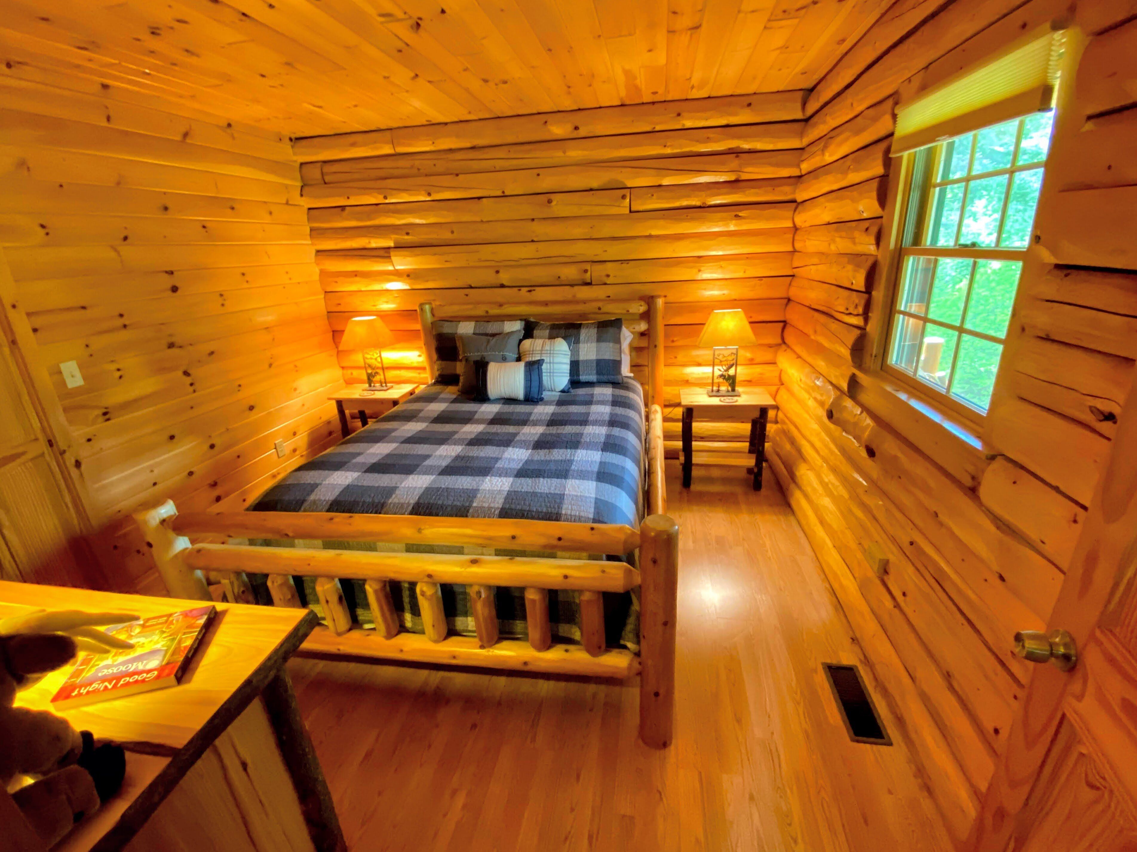 Chalet (3 Bedrooms) | 3 bedrooms, iron/ironing board, bed sheets