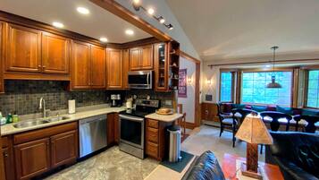 Cottage (4 Bedrooms) | Intérieur