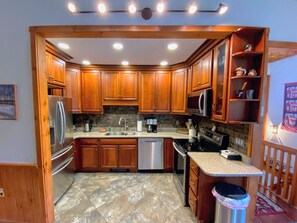 Cottage (4 Bedrooms) | Interior - FC9 Renovated Bretton Woods Slopeside Condo With 2 Living Rooms, Foosball, air Hockey! (Bretton Woods)