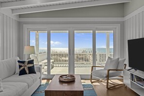 Smart TV - South Face: Renovated Oceanfront Pet-Friendly Home in West Beach, perfect for 7 guests! (Oak Island)