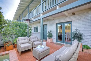 Interior - 3080 Lincoln - Unit 24 (Carlsbad)