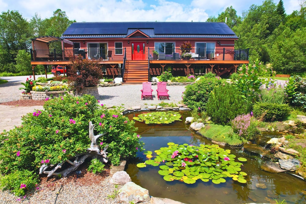 1800ml - As Seen on TV 1 Mile From Skiing, Great Views, hot Tub, Fire Pit, Beach! Pool gym Passes