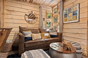 Interior - Amazonia (Rogers)