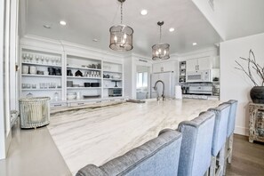 Maison (5 Bedrooms) | Intérieur