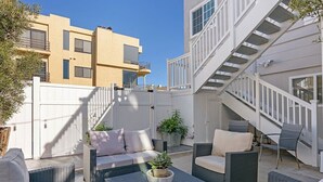 Unclassified image, 4 of 36, button - 3690 Carlsbad Boulevard - Unit D (Carlsbad)