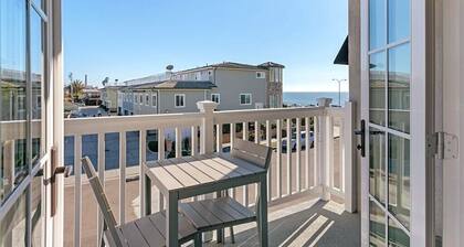 3690 Carlsbad Boulevard - Unit D