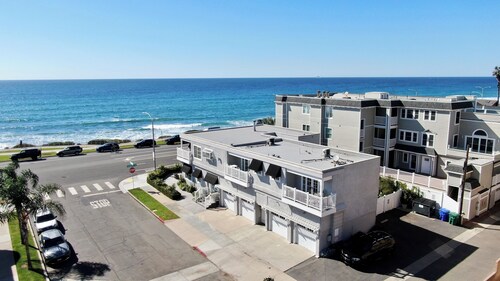 3690 Carlsbad Boulevard - Unit D