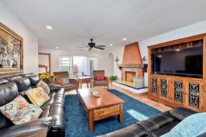 Interior - 5100 El Arbol (Carlsbad)