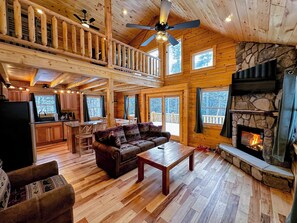 Chalet (4 Bedrooms) | Interior - 65pt New Log Cabin in Private (Twin Mountain)