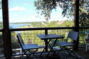 Interior - Shore Nuff, a Relaxing 4-bedroom Vacation Home on Canyon Lake (Canyon Lake)