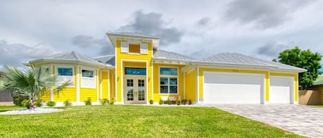 House (3 Bedrooms) | Front of property