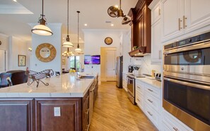 Interior - Villa Paradise (Cape Coral)