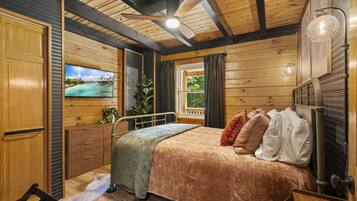 Chalet (2 Bedrooms) | Interior