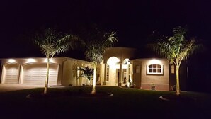 Unclassified image, 4 of 44, button - Villa Alani (Cape Coral)