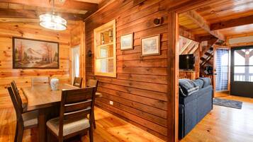Chalet (3 Bedrooms) | Intérieur