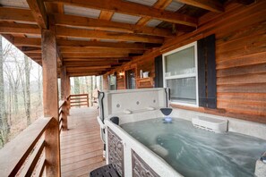 Interior - Hot Tub Arcade Wifi Whispering Winds - Rrg! (Campton)