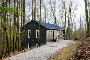 Chalet (2 Bedrooms) | Interior