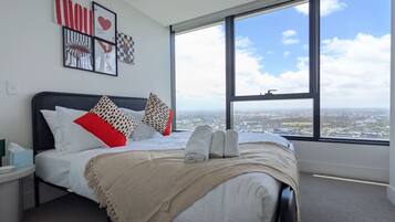 2 bedrooms, iron/ironing board, WiFi, bed sheets