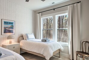 Iron/ironing board, free WiFi, bed sheets - Oceans of Evergreen | Pet-Friendly 3BR Mountain Retreat Near Asheville (Alexander)
