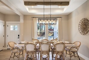 Dining - Oceans of Evergreen | Pet-Friendly 3BR Mountain Retreat Near Asheville (Alexander)