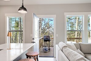 Smart TV, fireplace, books - Oceans of Evergreen | Pet-Friendly 3BR Mountain Retreat Near Asheville (Alexander)