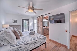 3 habitaciones, tabla de planchar con plancha, wifi y ropa de cama 