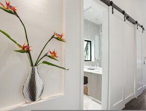 House - Private Waterfront Luxury Villa Resort-style Living Privacy (Fort Lauderdale)