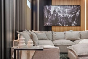 TV - Amplio y Hermoso Departamento en Polanco 6 Hab (Ciudad de México)