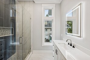 Shower, hair dryer - 3 Alder Lane @ Forest Beach | Steps from the Beach | Walk to Loggerhead Landing Dining (Hilton Head Island)