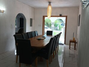 Quarto casal luxo, vista para a montanha | Opções para refeição