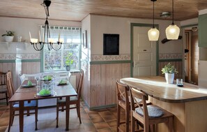 Dining - Amazing home in Mörrum with WiFi (Mörrum)