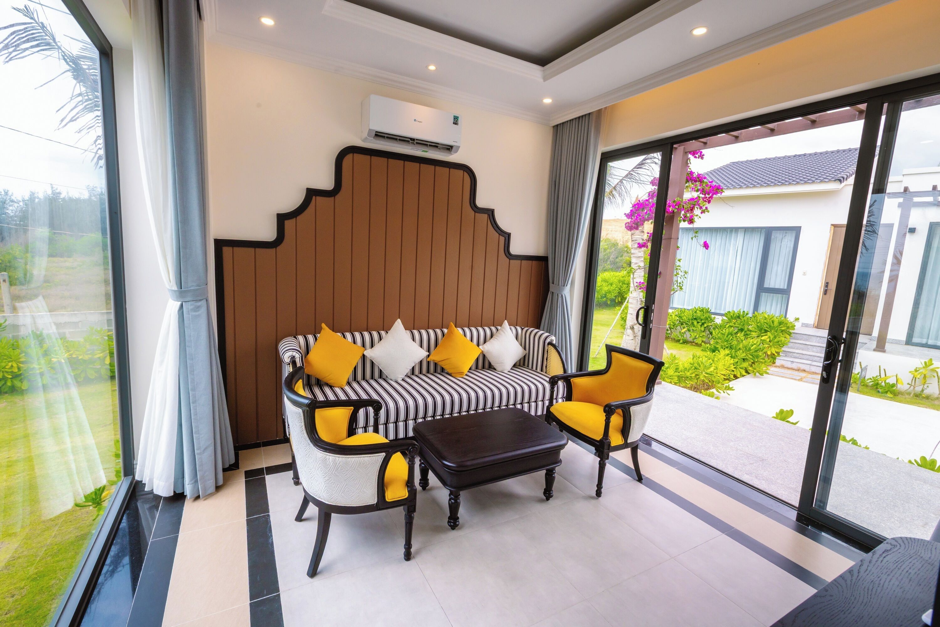 Villa, 2 Bedrooms, Garden View | Minibar, in-room safe, blackout drapes, iron/ironing board