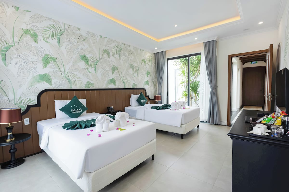 Villa, 1 Bedroom, Garden View (02 Twin Beds) | Minibar, in-room safe, blackout drapes, iron/ironing board