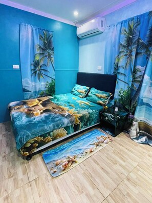 2 bedrooms, iron/ironing board, internet, bed sheets