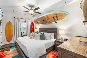 2 bedrooms, free WiFi, bed sheets - Surfside Breeze: 30A Home, Pool & Beach Access (Santa Rosa Beach)