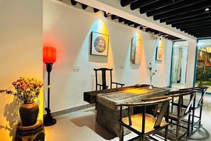 Meeting facility - Huangyao Ancient Town Secret Manor Hotel (Gaoshiqiyu Branch) (Zhaoping)