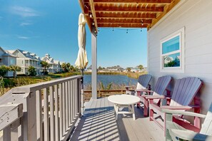 Property grounds - Boardwalk, Shared Pool, Parking for 5 (Port Aransas)